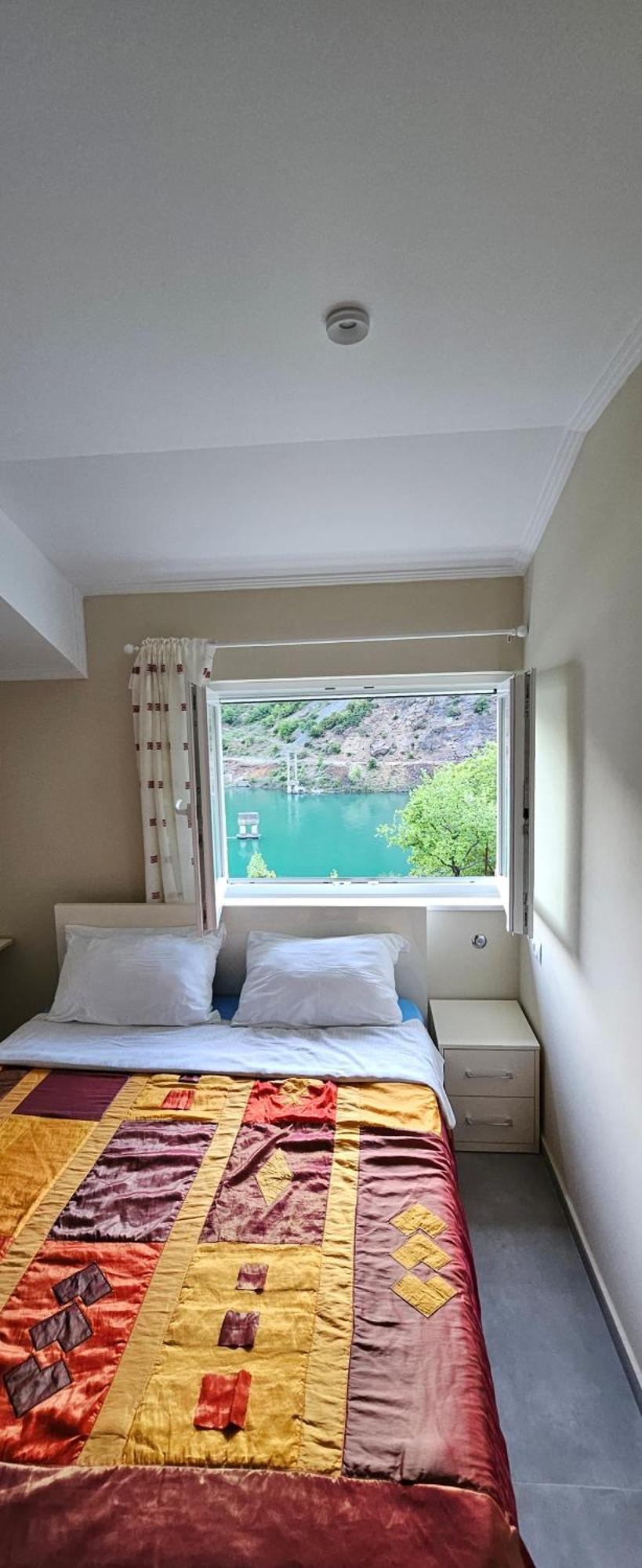 Koman_Lakeview_Apartments Шкодер Экстерьер фото